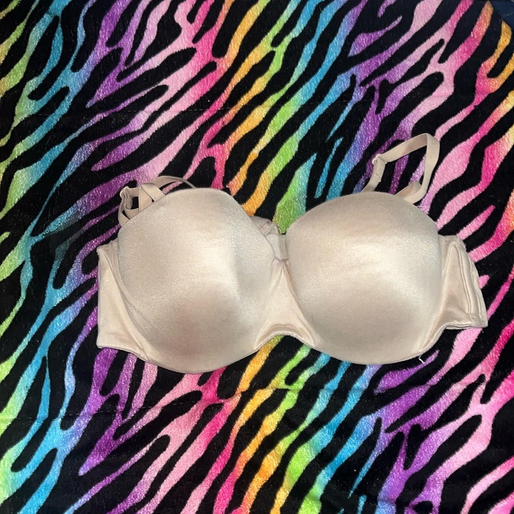 women 32B bra